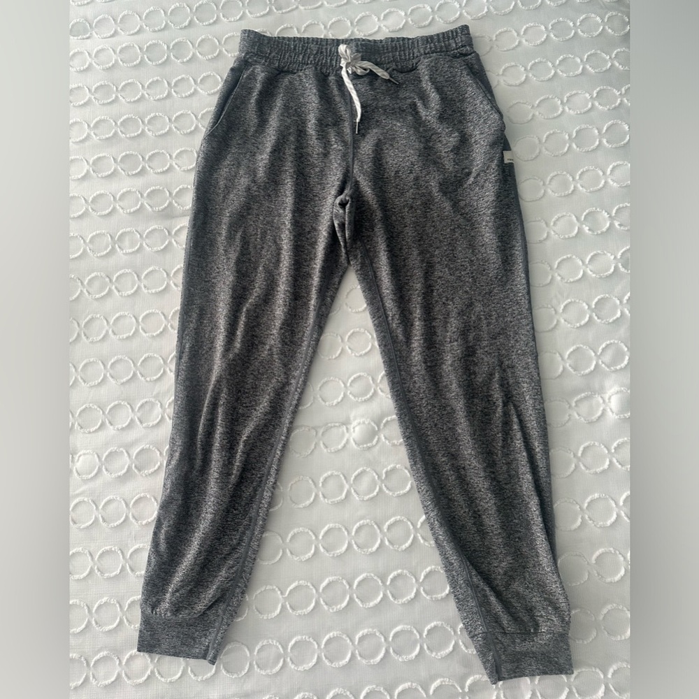 Women’s Vuori Joggers